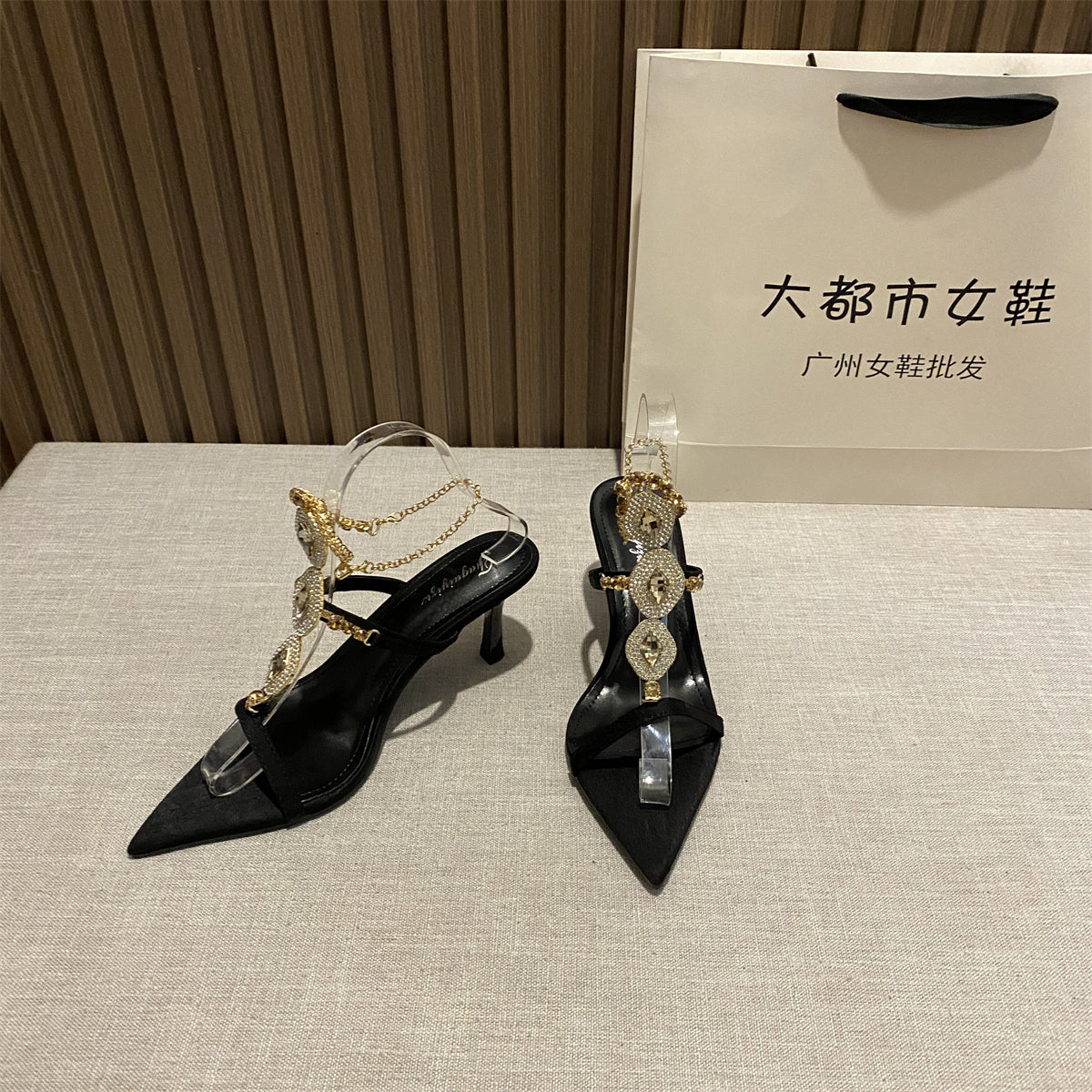 Elegant Black Pointed-Toe Heels with Gold Chain and Rhinestone Detail heel sandals SAM671
