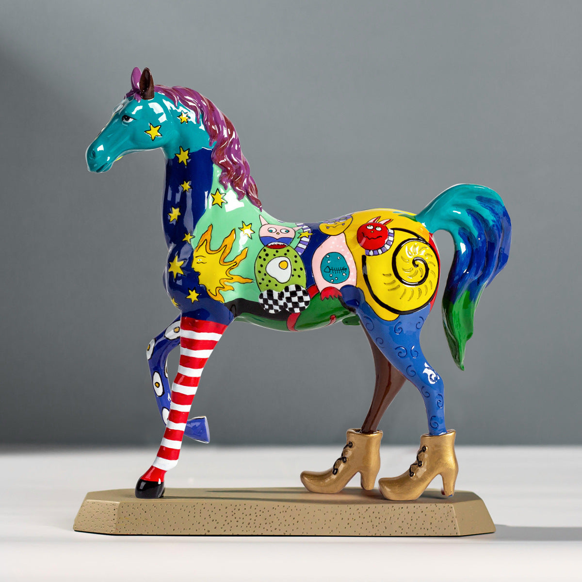 Handicraft handmade Trendy hand-painted art cow and horse resin ornaments jewelry store window decoration wine cabinet living room office housewarming gift SAM6111