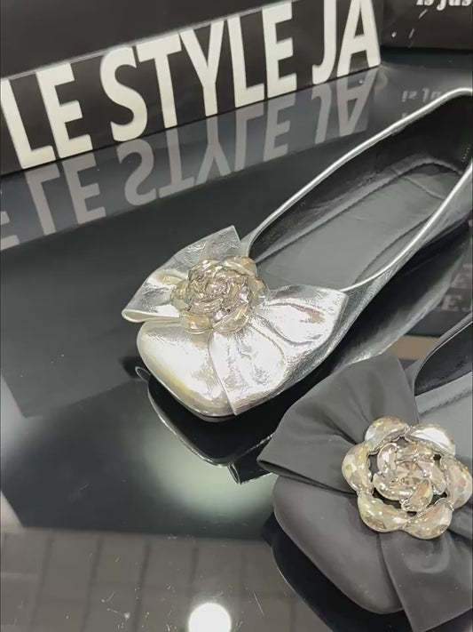 Bow-knot rhinestone soft sole comfortable shallow mouth single shoes 2025 summer new French retro one-legged scoop flat shoes SAM611