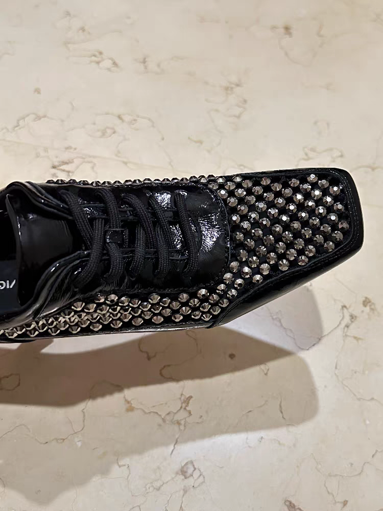 Sports shoe heels 2025 summer new women's shoes pointed toe stiletto hollow rhinestone mesh leisure sports high heels trendy SAM671