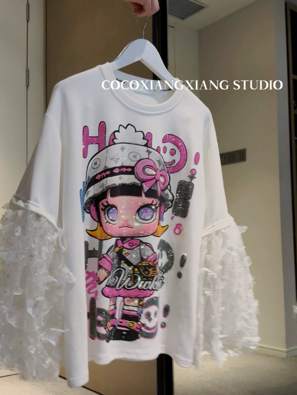 Fashion brand designer Niche Heavy Industry Light Diamond Cartoon Spliced Embroidery Sequins Puffed Sleeve Loose tshirt dress SAM101