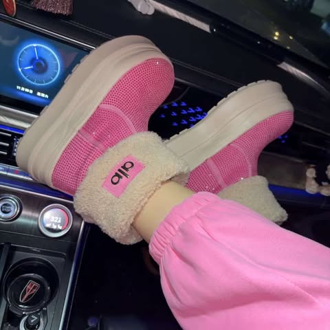 Pink black rhinestone Cozy Winter Slip-On Shoes for Women | Warm, Stylish & Comfortable – Trendy Casual Shoes SAM1011 (Copy)