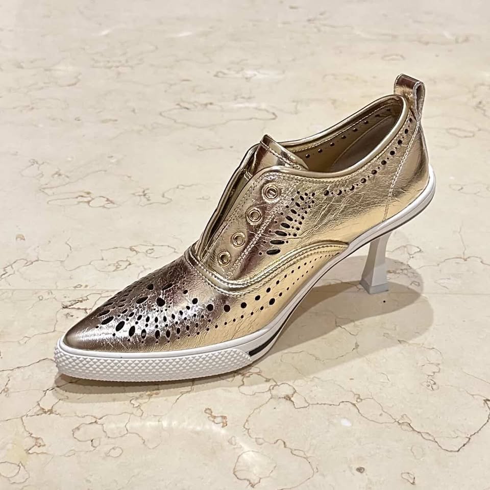 Luxury Perforated Heeled Oxford Shoes for Women | Elegant Metallic & Classic Shades sam1205